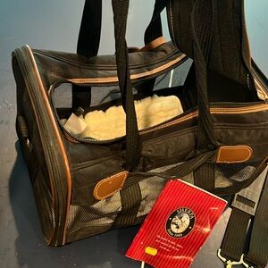 Sharps dog travel bag